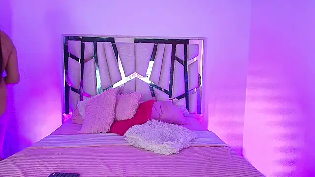 Snapshot of melody__stone chatting on 11/24/25, 07:57 melody stone online show from 11/24/25, 07:57