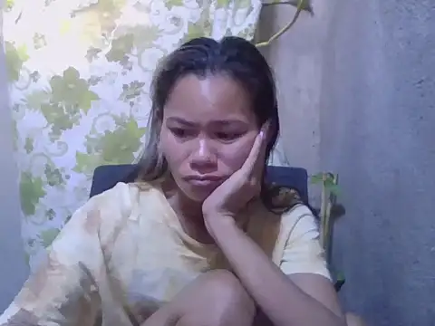 Sweeetgurll online show from 10/28/25, 01:09