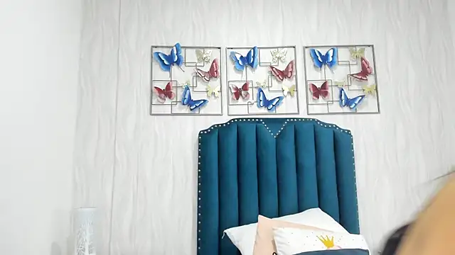 Snapshot of Alison_Carde05 chatting on 11/12/25, 07:13 Alison Carde05 online show from 11/12/25, 07:13