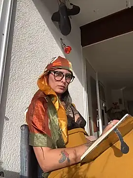 Snapshot of PuraTinta_miau chatting on 11/13/25, 09:41 PuraTinta miau online show from 11/13/25, 09:41