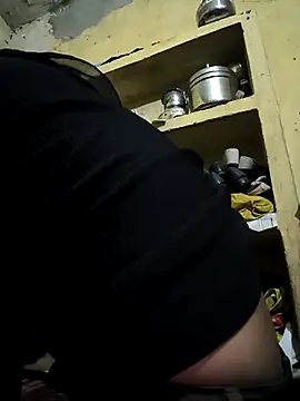 Antique-stickchart-couple online show from 11/11/25, 01:00