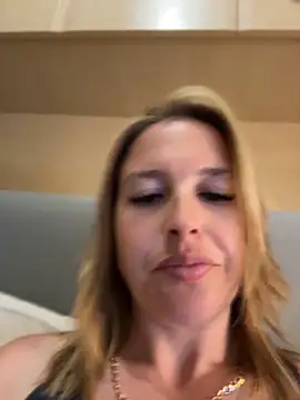 amberrose094 online show from 06/01/26, 07:04
