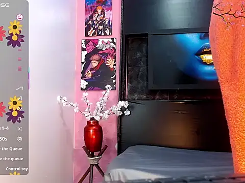 Natasha clifford online show from 04/27/26, 07:23