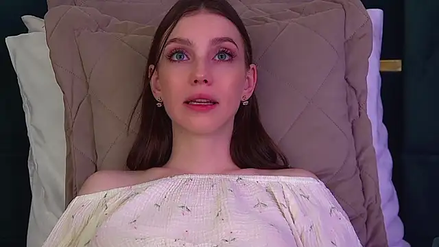 VeronicaVances online show from 07/07/26, 07:23
