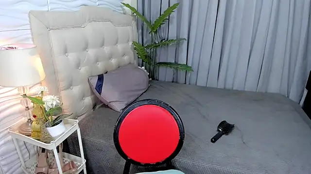 Patricia Anderson online show from 11/13/25, 06:01