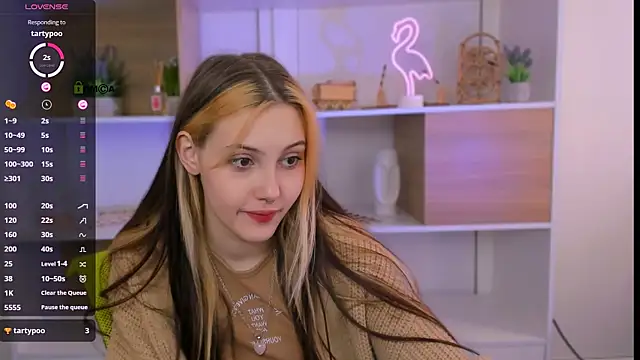 luna tin online show from 09/10/25, 08:47