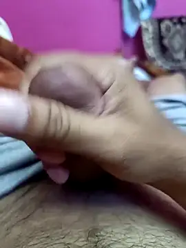 Snapshot of Sonukumar202000 chatting on 10/15/25, 10:21 Sonukumar202000 online show from 10/15/25, 10:21