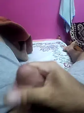 Snapshot of Sonukumar202000 chatting on 10/27/25, 10:47 Sonukumar202000 online show from 10/27/25, 10:47