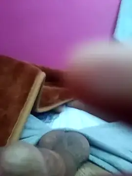 Snapshot of Sonukumar202000 chatting on 10/29/25, 02:58 Sonukumar202000 online show from 10/29/25, 02:58