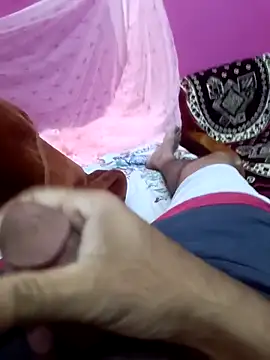 Snapshot of Sonukumar202000 chatting on 10/31/25, 11:11 Sonukumar202000 online show from 10/31/25, 11:11