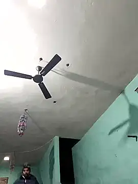 Snapshot of Sonukumar202000 chatting on 01/09/26, 06:27 Sonukumar202000 online show from 01/09/26, 06:27