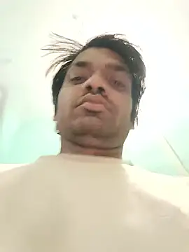 Snapshot of Sonukumar202000 chatting on 01/19/26, 03:54 Sonukumar202000 online show from 01/19/26, 03:54