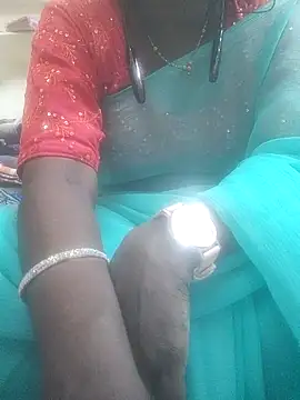 Snapshot of hotmahitha chatting on 05/08/26, 07:19 hotmahitha online show from 05/08/26, 07:19