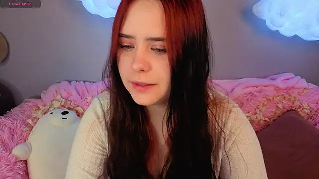 Snapshot of Alis_Platt chatting on 05/02/26, 01:21 Alis Platt online show from 05/02/26, 01:21