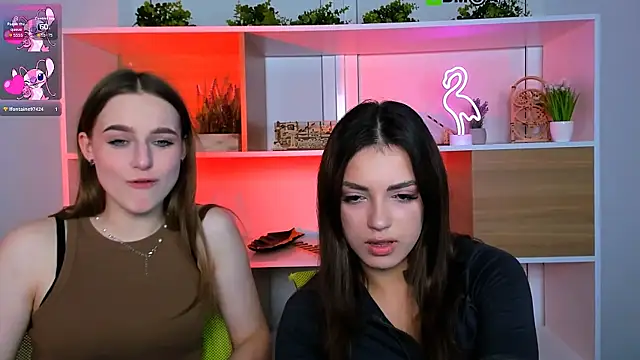 Snapshot of aria_moo chatting on 10/27/25, 04:00 aria moo online show from 10/27/25, 04:00