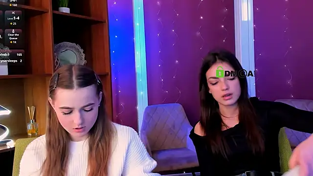 Snapshot of aria_moo chatting on 12/16/25, 07:46 aria moo online show from 12/16/25, 07:46