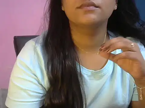 Queenxxx98 online show from 10/16/25, 07:26