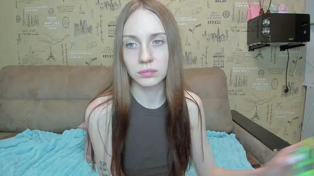 Kelly Gerzikaa online show from 11/02/25, 06:49