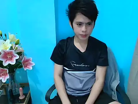 Snapshot of Dhyllan_ chatting on 09/10/25, 03:39 Dhyllan  online show from 09/10/25, 03:39