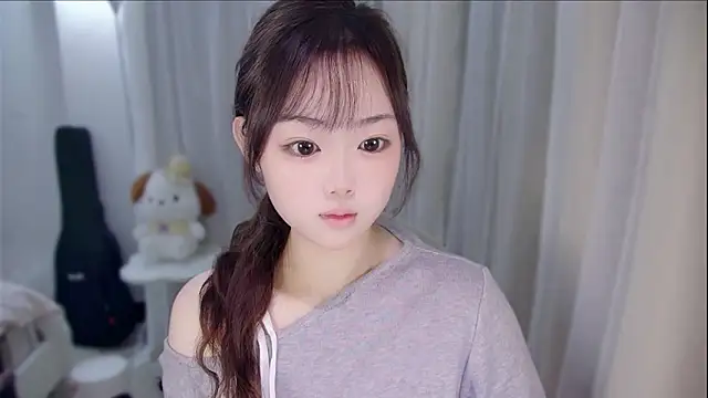 YUANYUAN-A online show from 12/01/25, 11:37