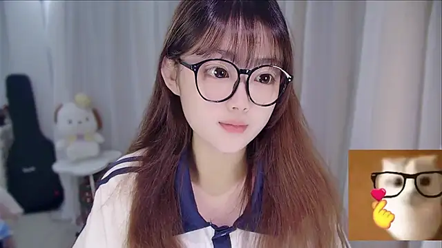 YUANYUAN-A online show from 04/15/26, 12:45