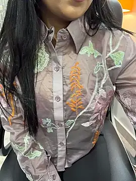 Riya-6969 online show from 04/23/26, 08:55