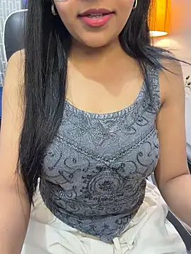 Riya-6969 online show from 04/27/26, 02:04