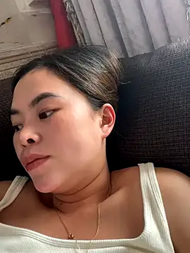 Snapshot of han-cute chatting on 09/13/25, 03:06 han-cute online show from 09/13/25, 03:06