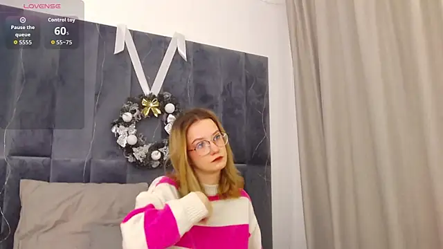 MaeLili online show from 01/09/26, 05:10