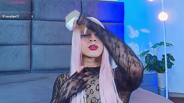 Slenna Moon online show from 03/25/26, 11:55