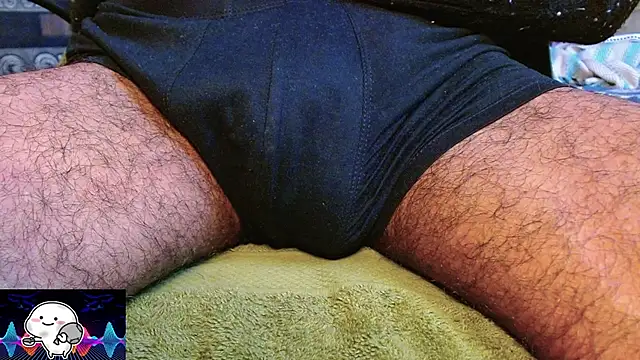 Snapshot of funndudd chatting on 11/17/25, 11:16 funndudd online show from 11/17/25, 11:16