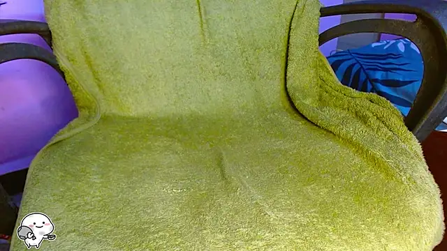 Snapshot of funndudd chatting on 11/23/25, 03:34 funndudd online show from 11/23/25, 03:34