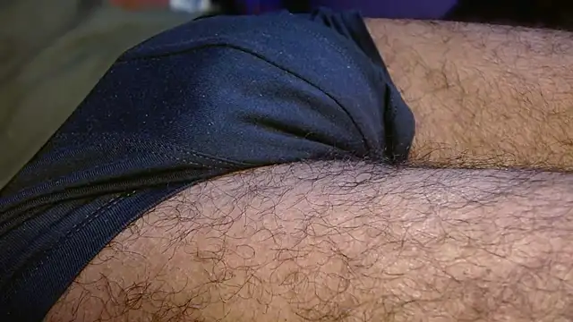 Snapshot of funndudd chatting on 11/25/25, 04:34 funndudd online show from 11/25/25, 04:34