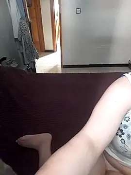 Snapshot of Ahalm chatting on 09/18/25, 02:19 Ahalm online show from 09/18/25, 02:19