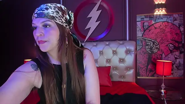 Skylar  Desire online show from 09/30/25, 02:00