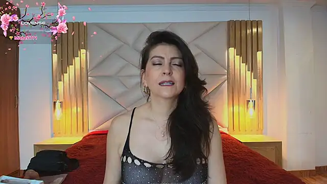 Snapshot of allie_pearl chatting on 01/08/26, 12:07 allie pearl online show from 01/08/26, 12:07