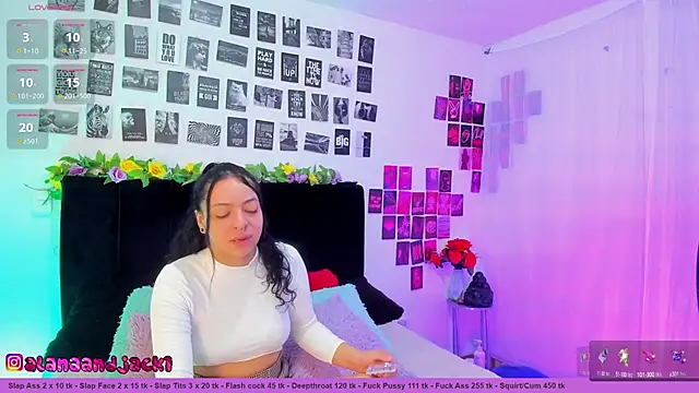 Sarahandzack online show from 09/13/25, 05:24