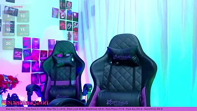 Sarahandzack online show from 09/26/25, 03:16