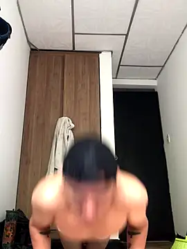 LiamDeep online show from 11/04/25, 03:33