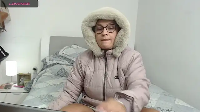 sophie lopez1 online show from 02/13/25, 04:22