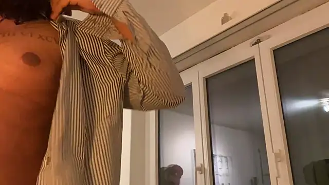 Snapshot of daddyvibes chatting on 06/11/26, 08:29 daddyvibes online show from 06/11/26, 08:29