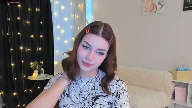 PurrrBerry online show from 01/06/26, 04:27