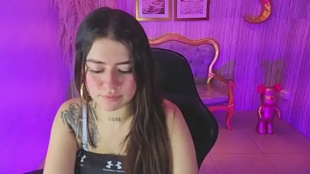 ivy lodge s online show from 10/02/25, 08:16