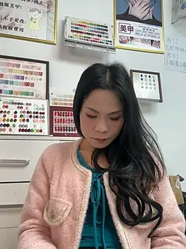 Snapshot of Baby-mmm chatting on 01/14/26, 03:56 Baby-mmm online show from 01/14/26, 03:56