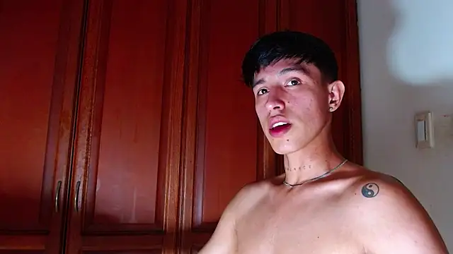 rowanbigboy23 online show from 09/10/25, 02:22