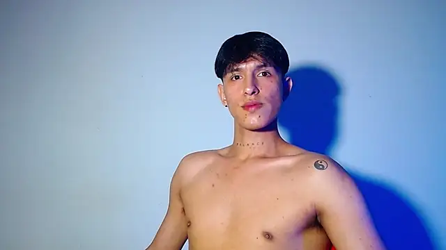 rowanbigboy23 online show from 11/15/25, 11:43