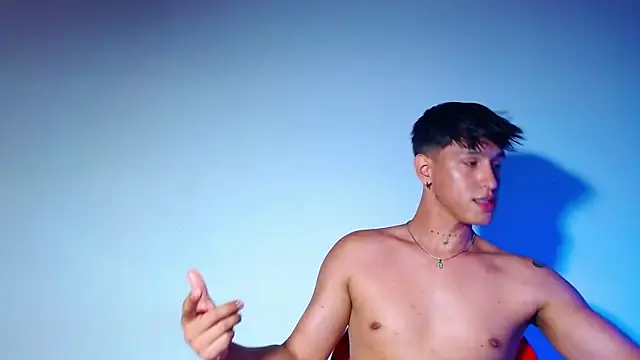 rowanbigboy23 online show from 03/18/26, 12:03