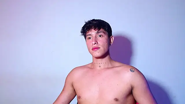 rowanbigboy23 online show from 04/23/26, 05:48