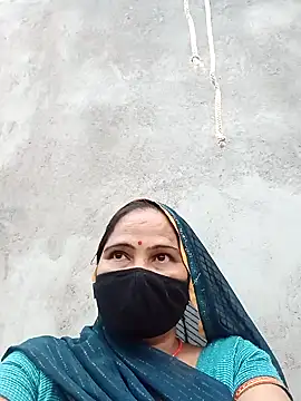 Snapshot of Sabnam_thakurr chatting on 10/07/25, 12:24 Sabnam thakurr online show from 10/07/25, 12:24