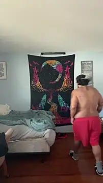 Snapshot of Lunablu13 chatting on 12/17/25, 02:56 Lunablu13 online show from 12/17/25, 02:56